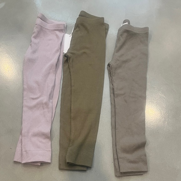 Jamie Kay Essential Leggings Set - Pink, Olive, and Gray - Picture 2 of 3